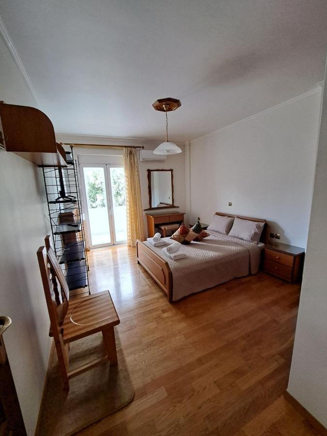Seaview Flora'S Luxury Apartment-300Meters From The Beach Ретимно Экстерьер фото